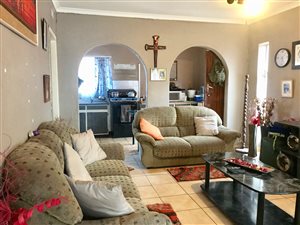 3 Bedroom House in Vanderbijlpark CW6