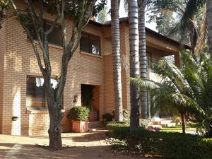 5 Bed House in Waterkloof
