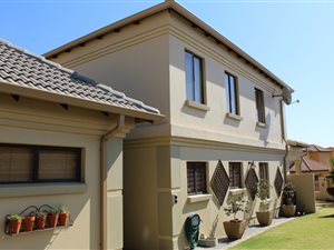 4 Bed House in Savannah Hills