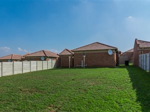 3 Bed Townhouse in Thatch Hill Estate