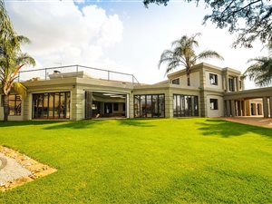 4 Bed House in Ruimsig AH