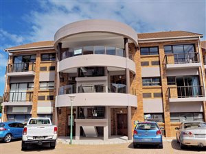 138 m² Office Space in Diaz Beach