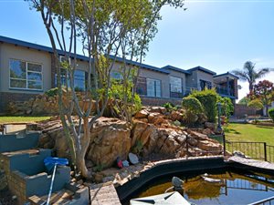 4 Bed House in Honey Hill