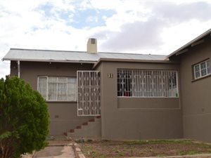 3 Bed House in Upington