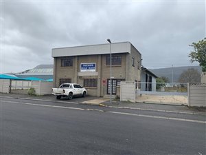 351 m² Industrial space in Charleston Hill