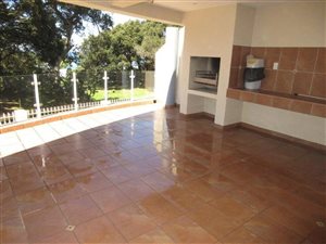 3 Bedroom Apartment in Shelly Beach