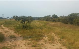 14400 m² Commercial space in Knopjeslaagte