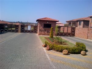 2 Bed Townhouse in Willow Park Manor