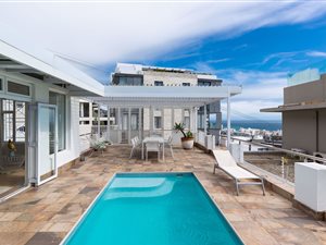 3 Bed House in Sea Point