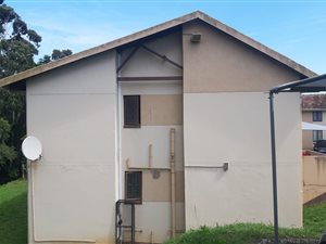 2 Bed Apartment in Bellair