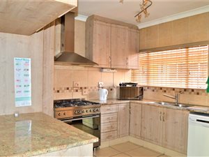 3 Bed House in Farrarmere