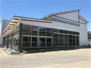 3692 m² Commercial space in Midridge Park