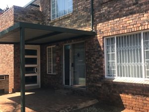 2 Bed Townhouse in Wierda Glen