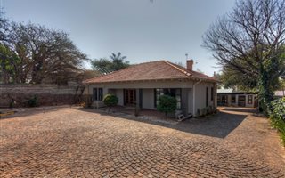 4 Bedroom House in Emmarentia