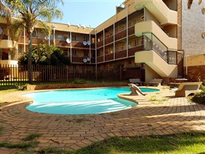 4 Bed Flat in Turffontein