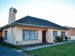 3 Bed House in Kuilsriver