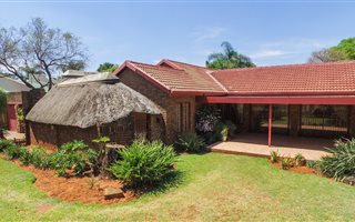 4 Bedroom House in Dorandia