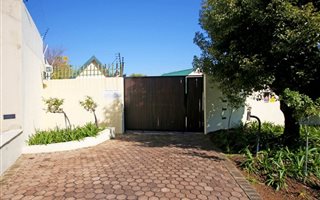 2 Bedroom Townhouse in Craighall