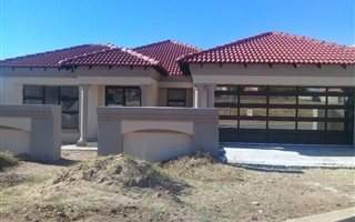 3 Bedroom House in Bendor Park