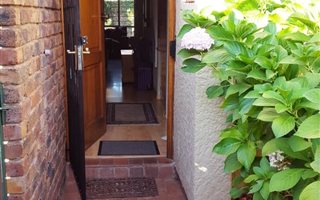 3 Bedroom Duplex in Hennopspark
