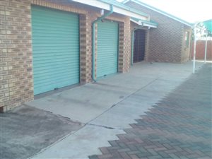 2 Bed House in Hammanskraal