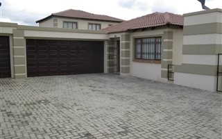 3 Bedroom Townhouse in Arundo Estate