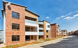 2 Bedroom Apartment in Randpark Ridge