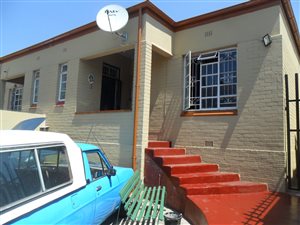 2 Bedroom House in Rosettenville