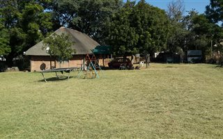 15 ha Farm in Honingnestkrans