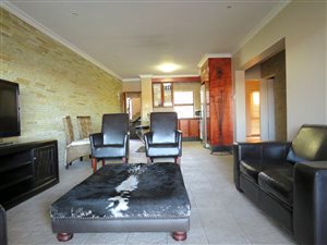 2 Bed Apartment in Emfuleni Golf Estate
