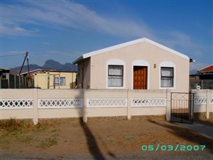 2 Bedroom House in Avian Park