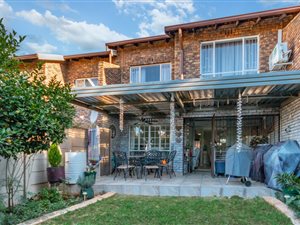 3 Bed Townhouse in Fairland