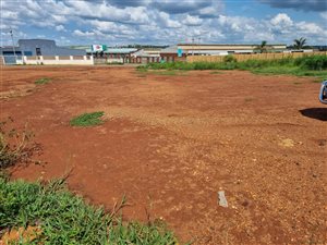 2322 m² Land available in Monavoni