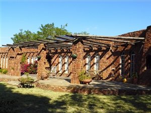 4 Bedroom House in Krokodilspruit
