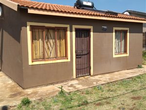 2 Bed House in Villa Liza