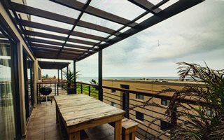 2 Bedroom Apartment in La Mercy