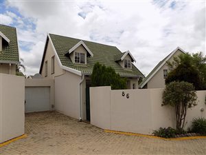 3 Bedroom Townhouse in Sonneglans
