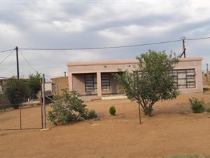 2 Bed House in Mabopane