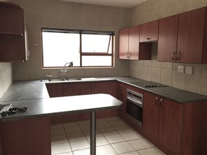 2 Bed Apartment in Sunninghill