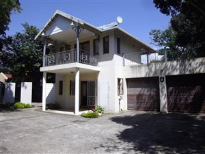 4 Bed House in Leisure Bay