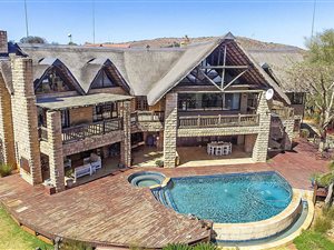 5 Bed House in Ruimsig