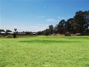 9465 m² Land available in Nortons Home Estate