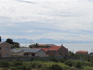 757 m² Land available in De Bakke