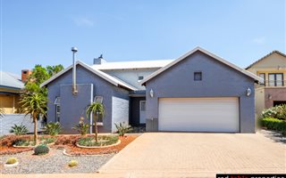 3 Bedroom House in Olympus