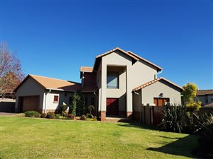 3 Bed House in Midstream Estate
