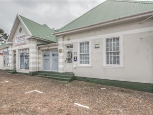 862 m² Commercial space in Mount Croix