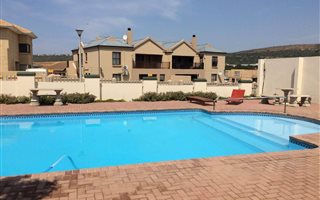 2 Bedroom Townhouse in Diaz Beach