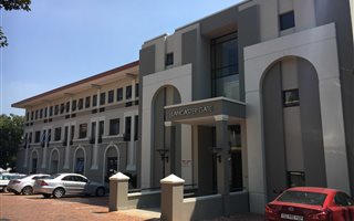 153 m² Commercial space in Hyde Park