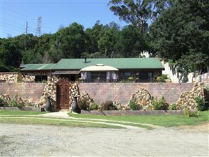 2 Bed House in Old Place