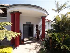 4 Bed House in Outeniqua Strand